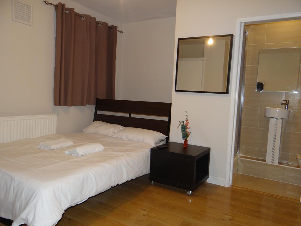 Vallance Road House Hotel London Room photo